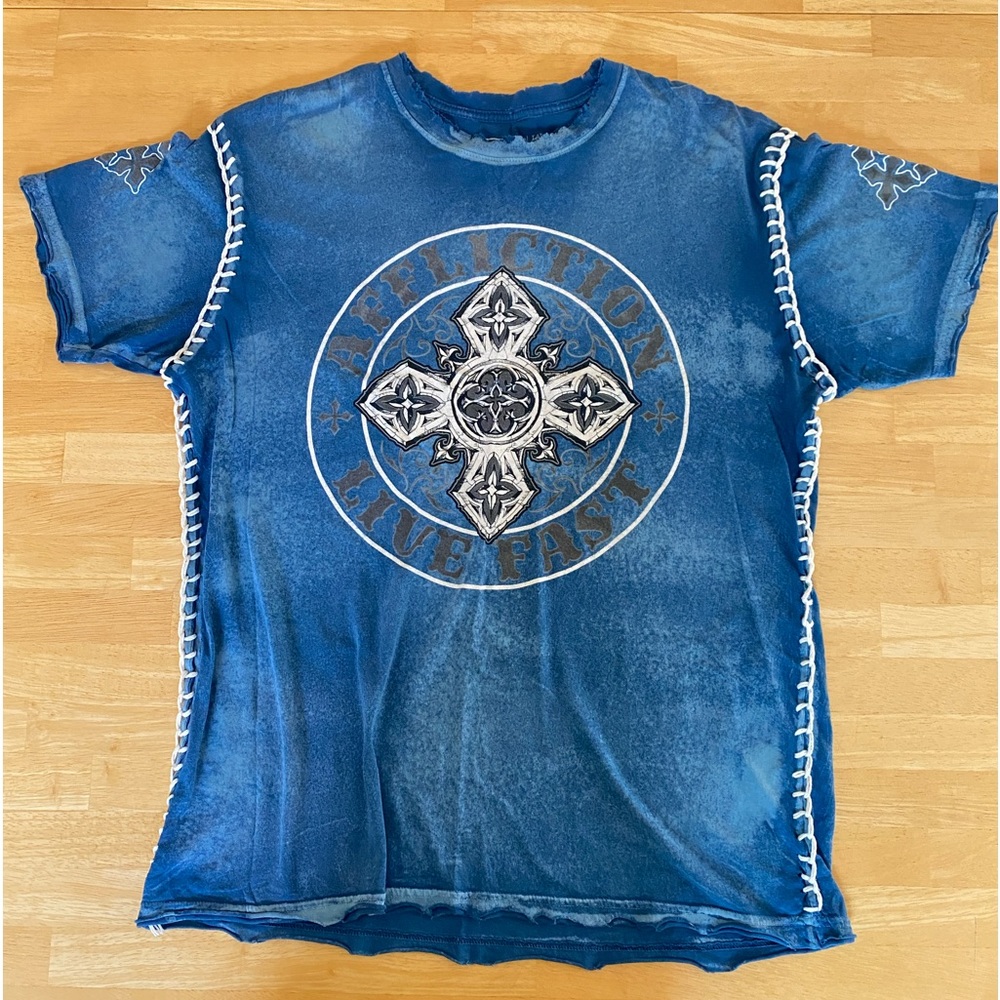 Affliction Shirt w/ Front & Back Design & Stitching Details